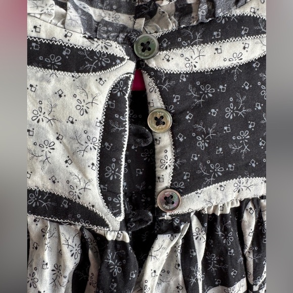 Sea New York Black and White A-line Dress with Flutter Sleeves - Picture 5 of 5